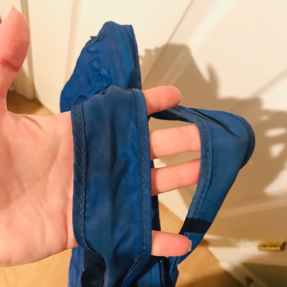 Blue Marc Jacobs laptop carrying shoulder bag - Picture 7 of 9